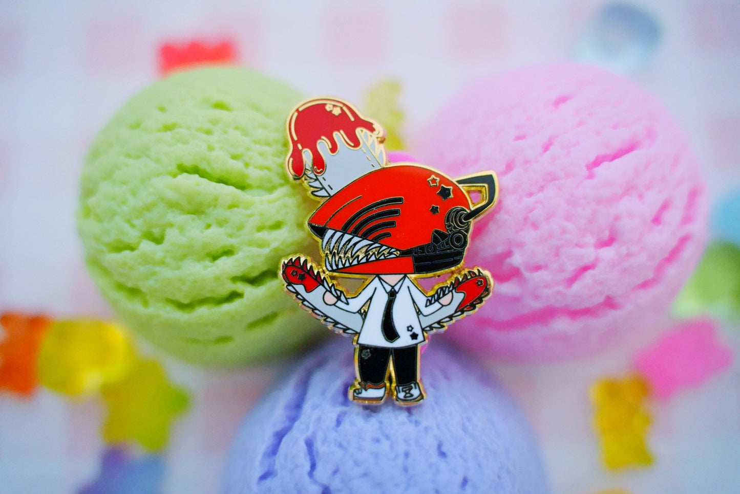 Chainsaw Man Enamel Pin